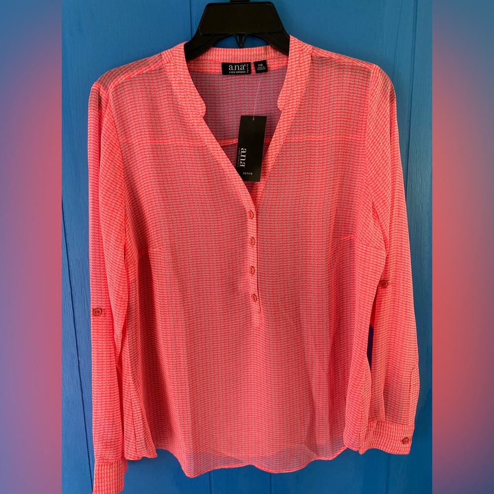 A.N.A lightweight long sleeved shirt